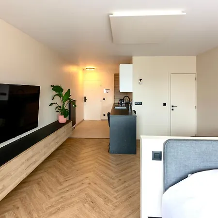 Daire By Aimee - 20m From The & In Centre! Oostende